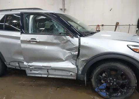 2024 Ford Explorer St-Line z USA, uszkodzony, nr VIN 1FMSK8KH1RGA52872